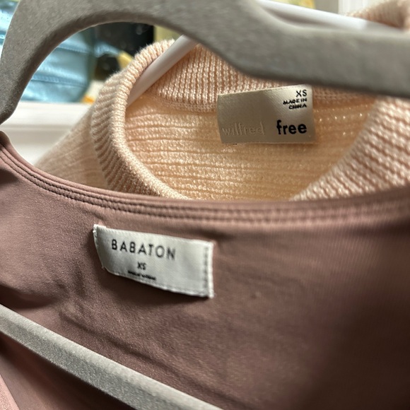 Aritzia xs bundle - Picture 4 of 5